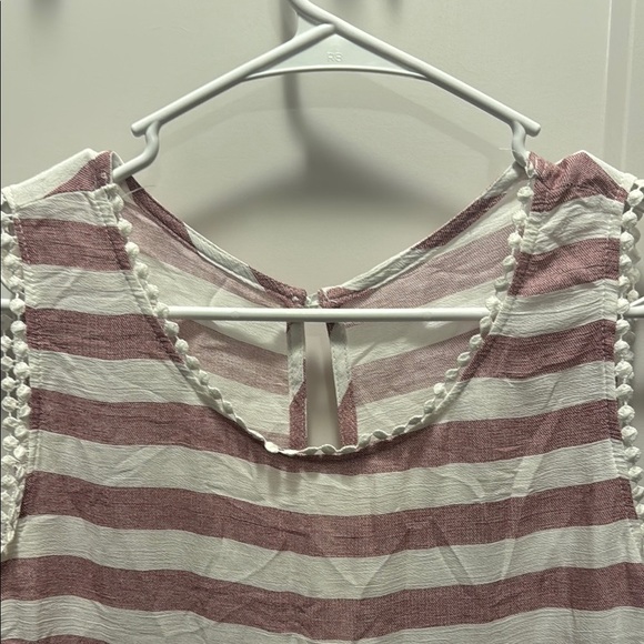Unbranded Pink and White Striped Tank Top. Large - Picture 2 of 4